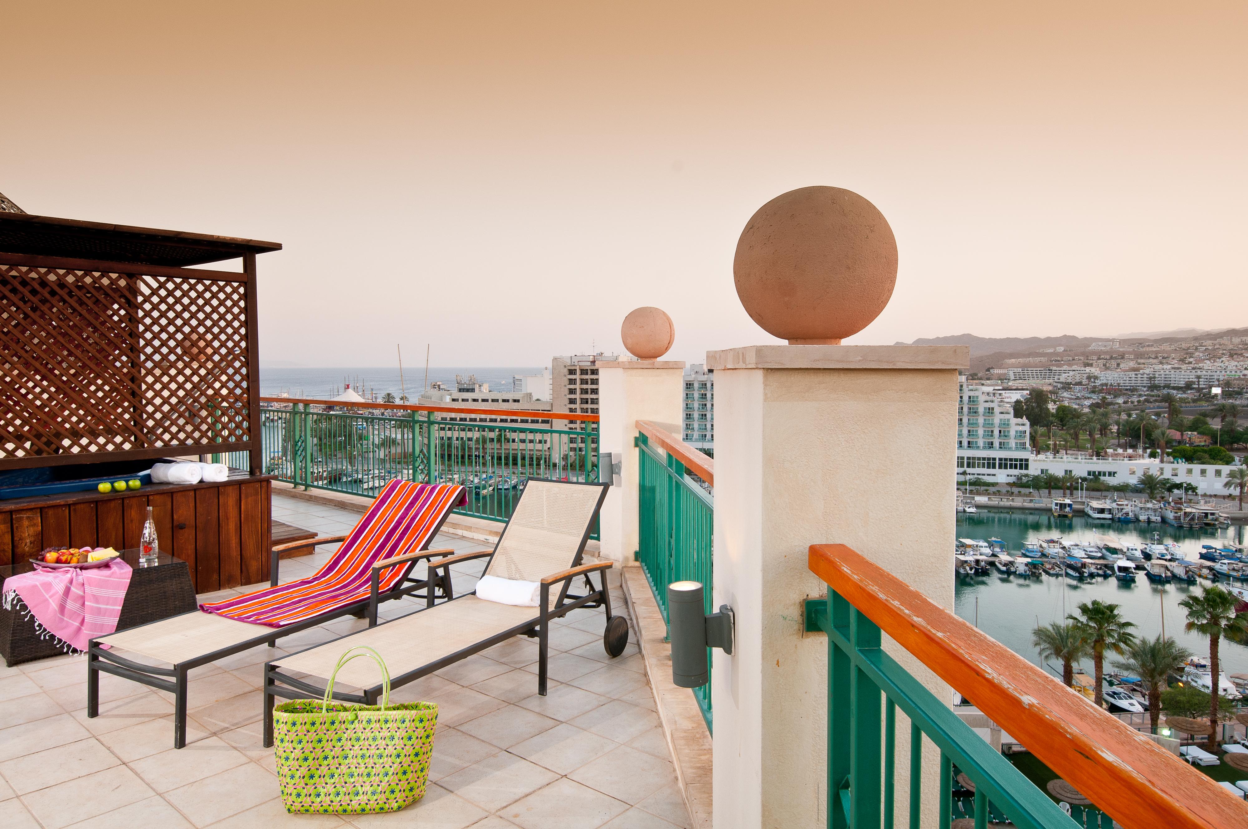U Magic Palace Ejlat Exteriér fotografie View from the rooftop